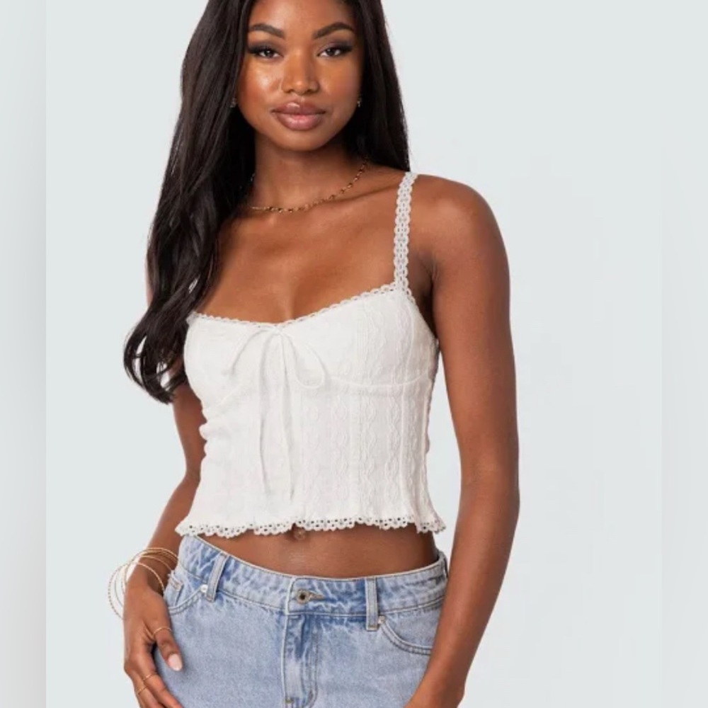Edikted white top